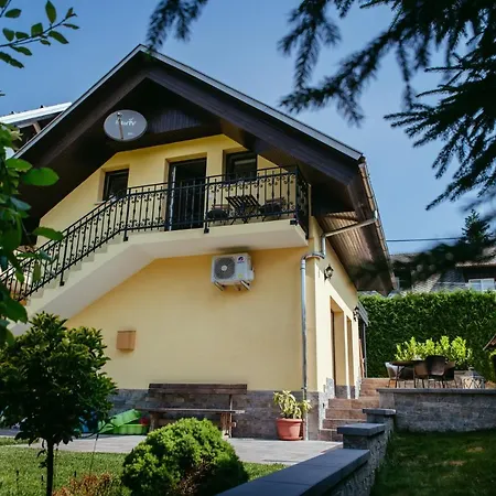 Apartment Oddih With Terrace And Private Sauna Bled Exterior foto