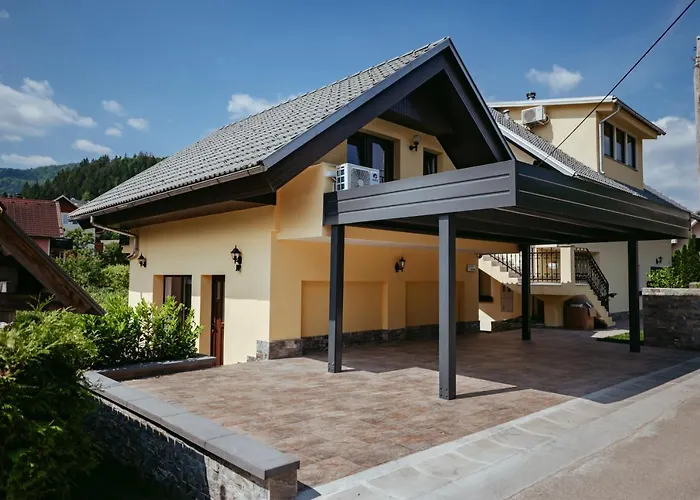 Apartment Oddih With Terrace And Private Sauna